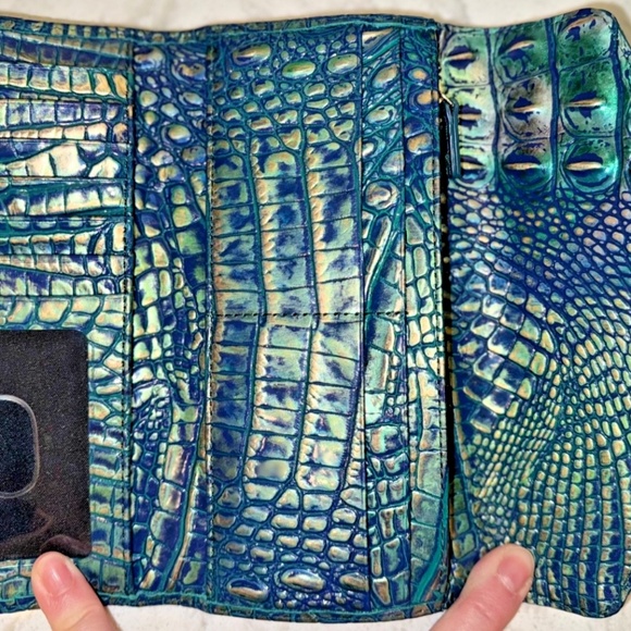 Brahmin Veronica Dragon Melbourne Wallet BRAND NEW! RARE! Hard to Find! - Picture 5 of 6